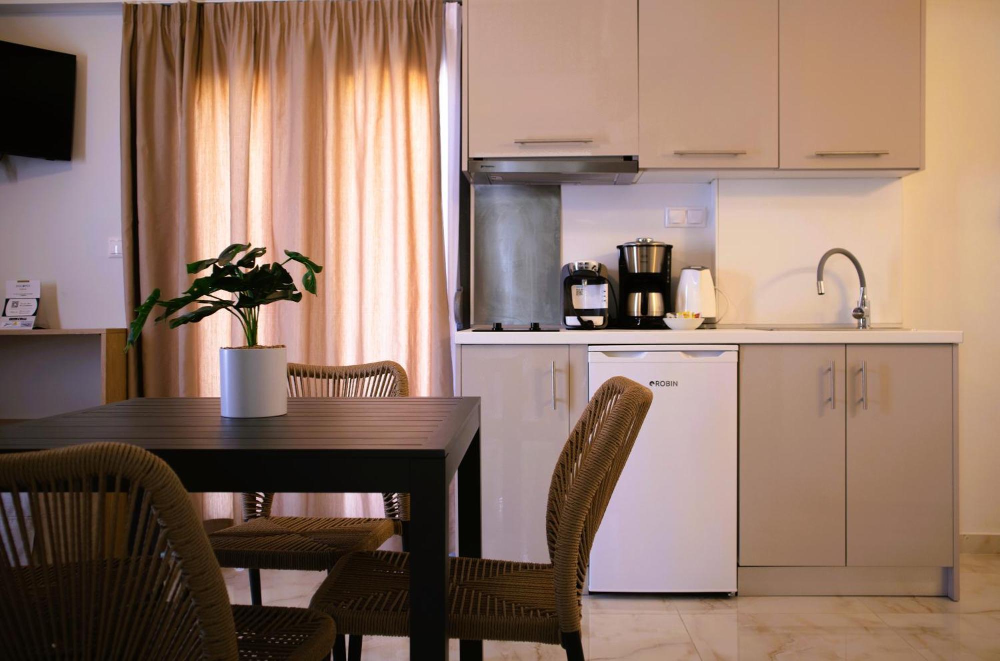 Acta Luxury Rooms Nikiti  Bagian luar foto